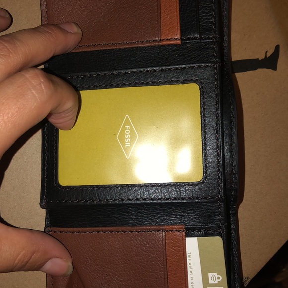 Wallet trifold - Picture 2 of 2